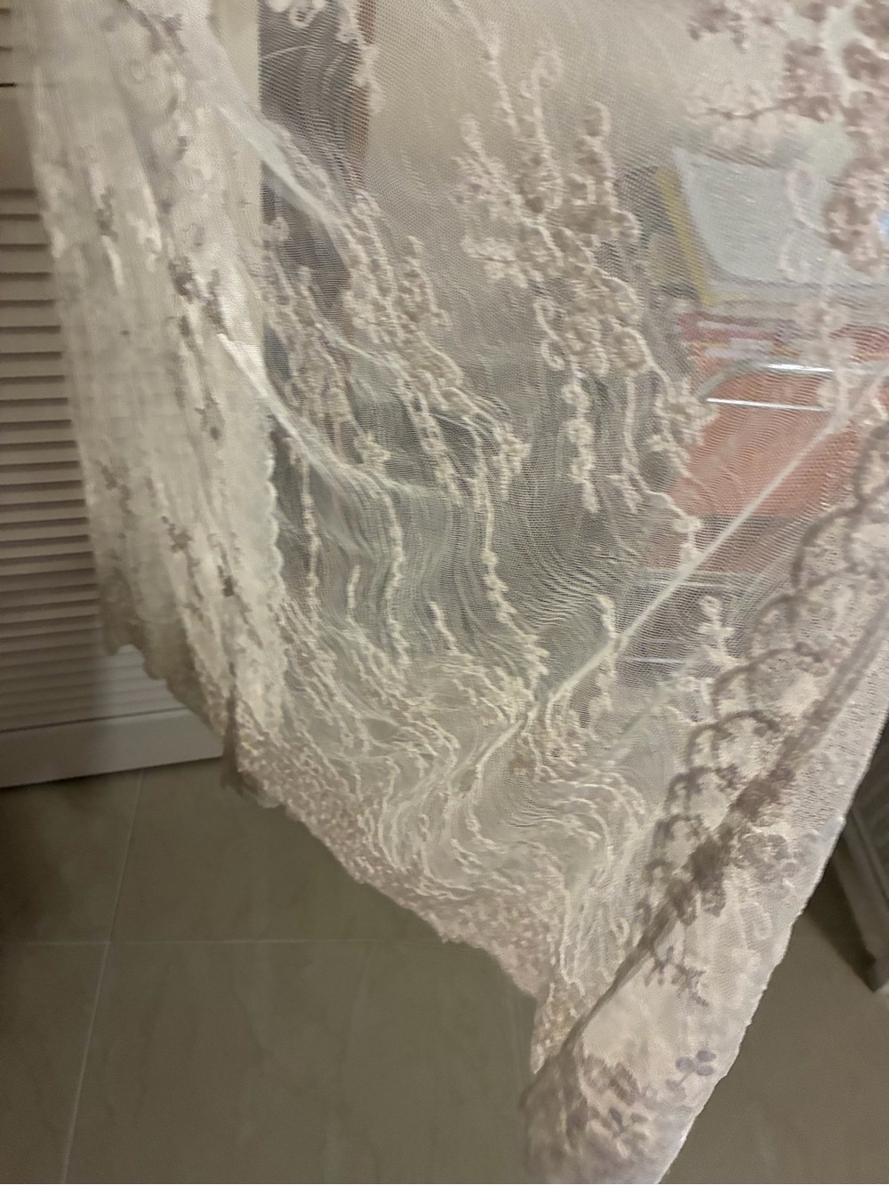 Lacy robe/beach coverup. - Picture 10 of 13